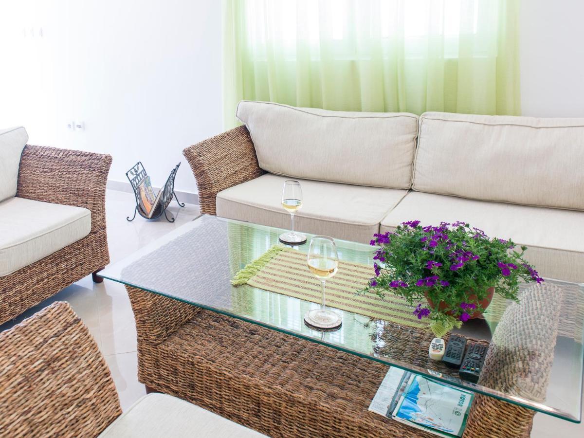 Green Home Apartments Kotor Exterior photo